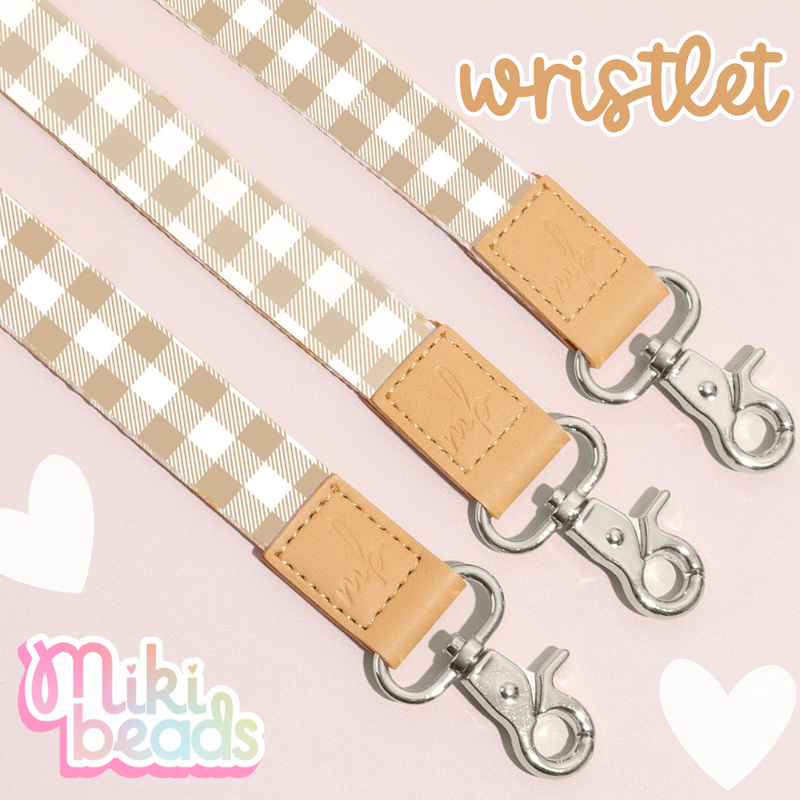 Neutral Lovers Wristlet