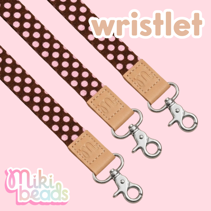 Neapolitan Wristlet
