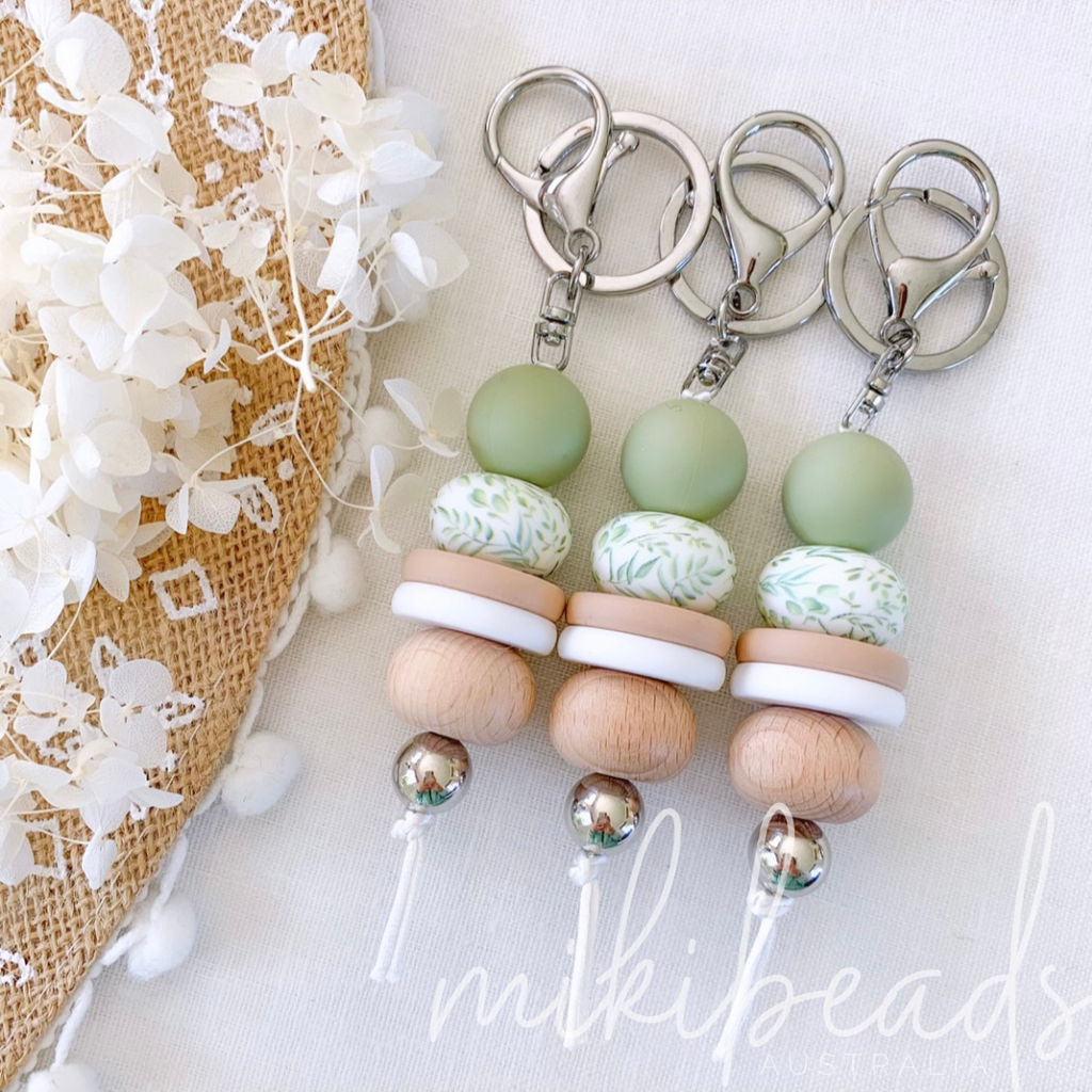Clay 2025 bead keyring